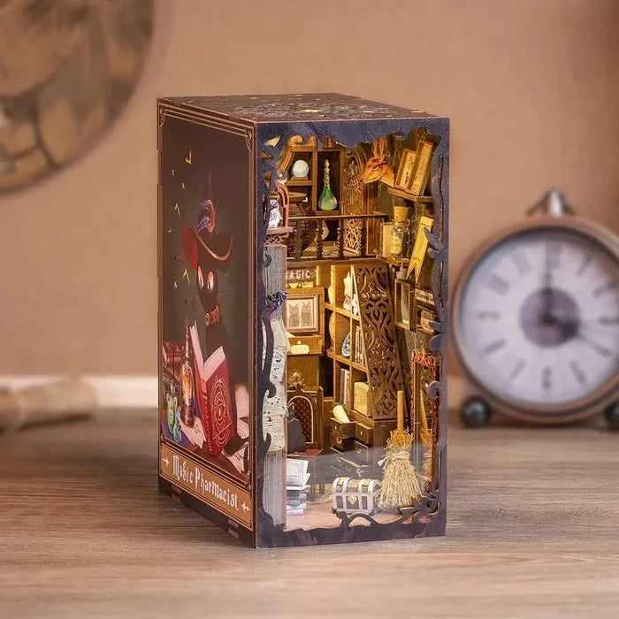 Magic Pharmacist – DIY book nook kit, HiNooki (image 4)